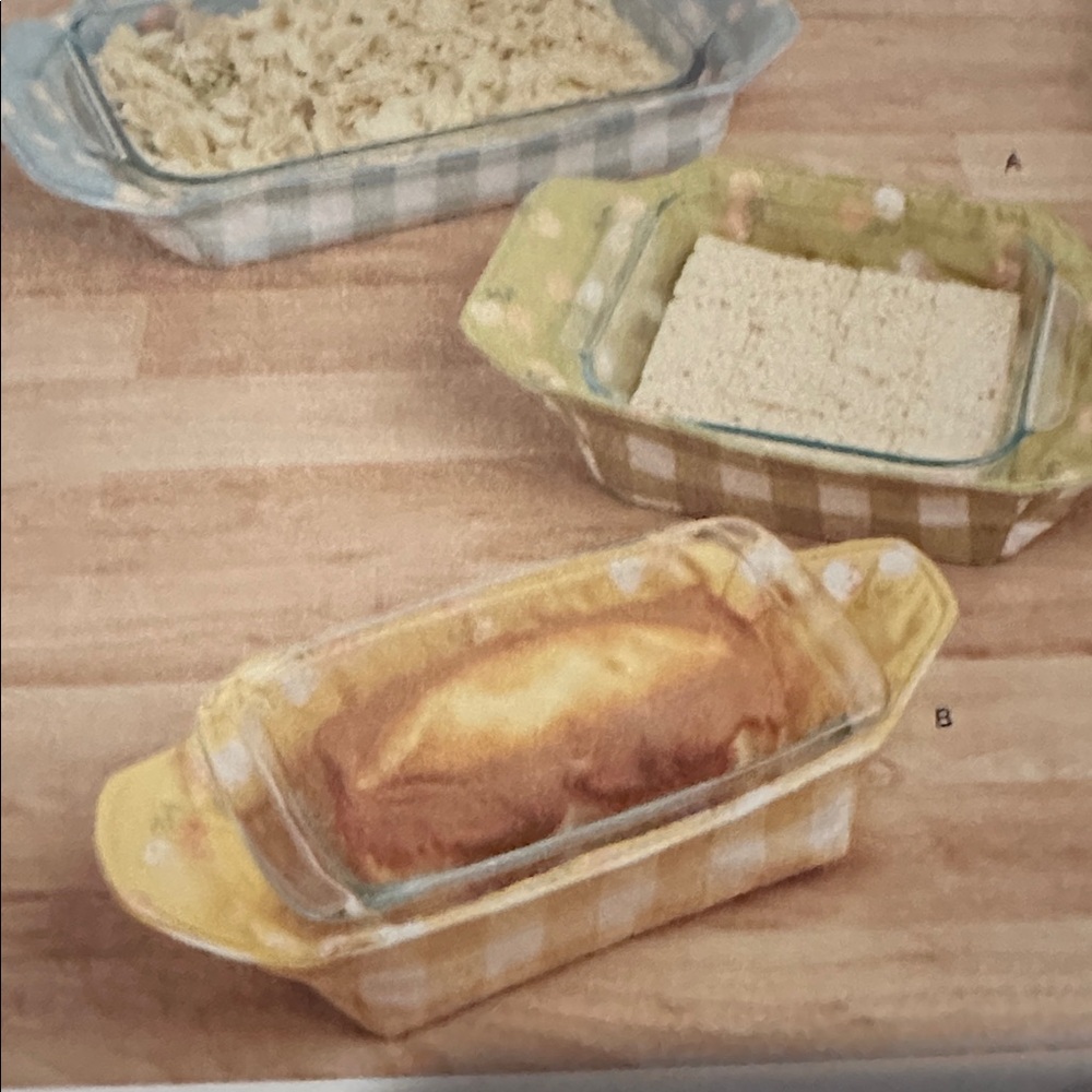 Simplicity Pattern Multi-Color Baking Dish Set New Uncut Factory Folded - Picture 3 of 5